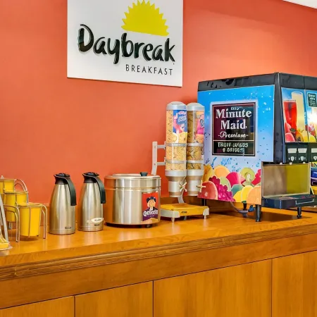 Days Inn & Suites by Wyndham Laurel Near Fort Meade