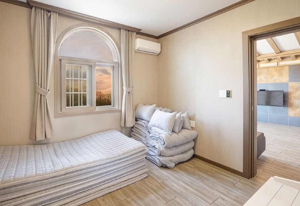 태안 라운지14의 로비 모습