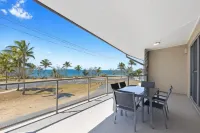 Beaches on Lammermoor Apartments