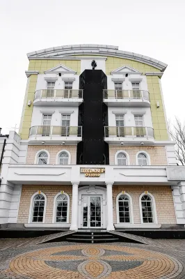 Premier Hotel