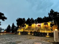 Husnain Resort by Saud Khan - 2-Star