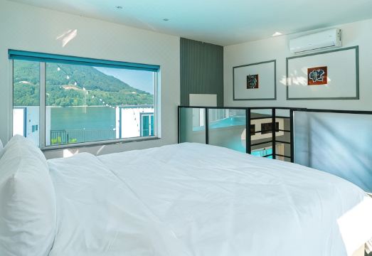 쁘띠포레 풀빌라 내부