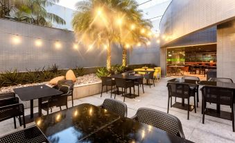 Ibis Styles Belem Hangar