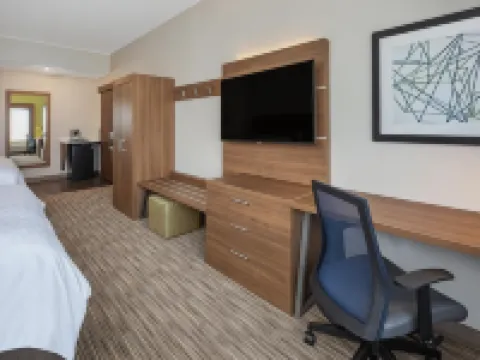 Holiday Inn Express & Suites CHICO by IHG Hotels in Chico