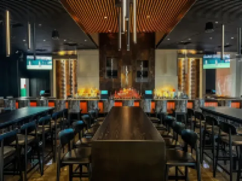 แคนเดิลวูด สวีทส์ เคียร์นีย์ บาย IHG โรงแรมในเคอร์นีย์