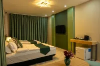 MS International Hotel - شرفة