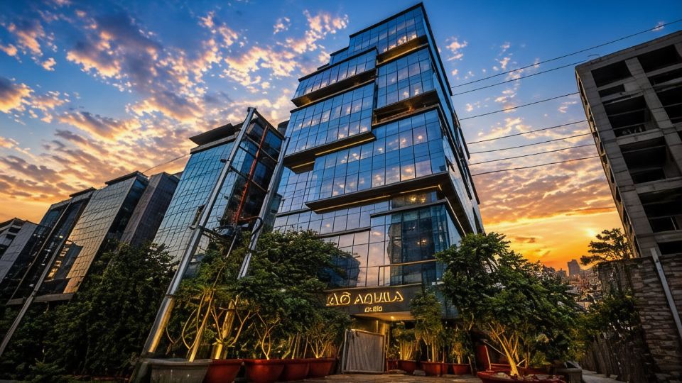 Aquila Grand Suites - Noida Sector 136