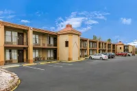 Econo Lodge Salisbury - 2-Star