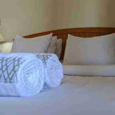 Golf Heights Sea & Mountain View Studio with Wi-Fi Rooms