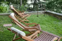 Lakefront Storybook cottage • Hot Tub • Fireplace • 4 bd 2 bath. - WiFi