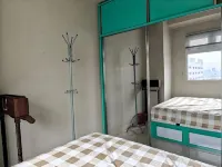 Cozy 2BR Pramuka Apt Tower Penelope Pool&Wi-Fi - New