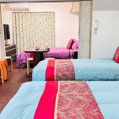 GUESTHOUSE ROOASIS TOKIWAMACHI 101 โรงแรมใกล้ซิมโบล ทาวเวอร์