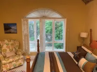 Oceanmist Seafront 4 bedroom townhouse with pool - 3つ星