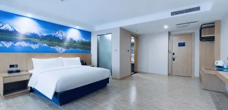 Jingshun International Hotel (Shenzhen Bao'an Airport Fuwei Metro Station)
