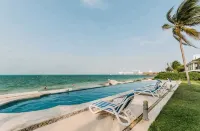 Villa Frente AL MAR muy Cerca de Todo
