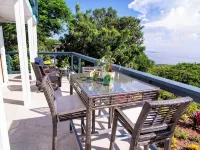 Easy location, Ocean view, Sunsets, Jeep Available, Solar, Battery Power, Wifi Hotels in Southside