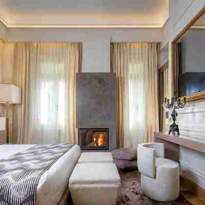 3 Sixty Hotel & Suites Rooms