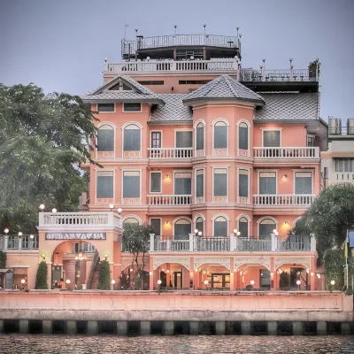 希蘭亞庫爾旅館 杜喜宮（Dusit Palace）附近的飯店