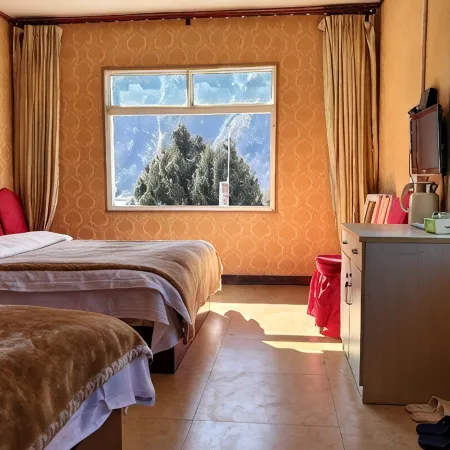Qihu Hotel