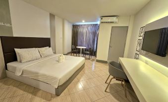 The Sun Hotel Roiet