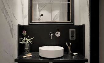 S&A Vondel Park Hotel
