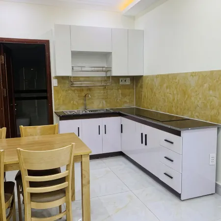 Thanh Vinh hotel & apartments Отели рядом с достопримечательностью «Гипермаркет Vincom Plaza Thu Duc»