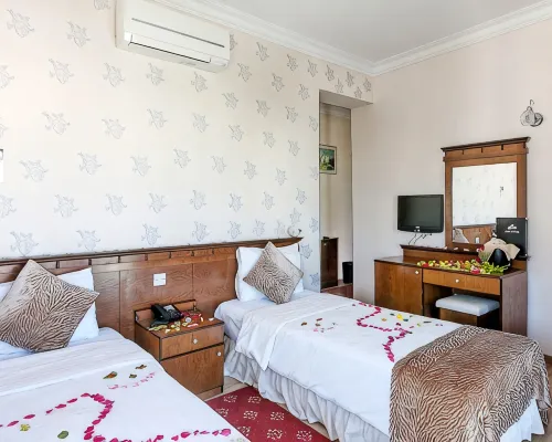 Sammy's Hotel โรงแรมในคีเรนยา