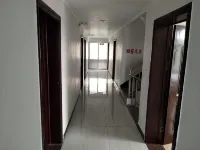 Mengyin Health Preservation Park Farmhouse - إقامة في المزرعة