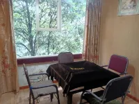 Tongjiang Yaxin Hotel