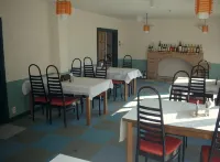 Mandarin Island Hotel