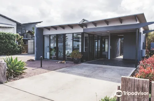 Esperance Island View Apartments