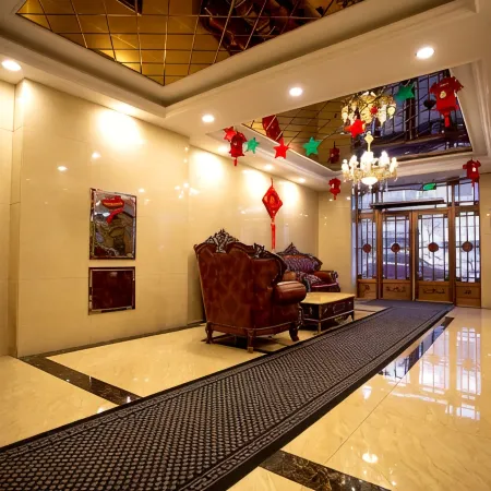 Fujin Huayuan Hotel