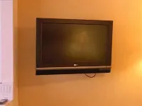 BRIDGEPOINTE INN & SUITES