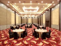 BiglandOtel Sentul - Suites and Convention Hotels in Bogor Regency