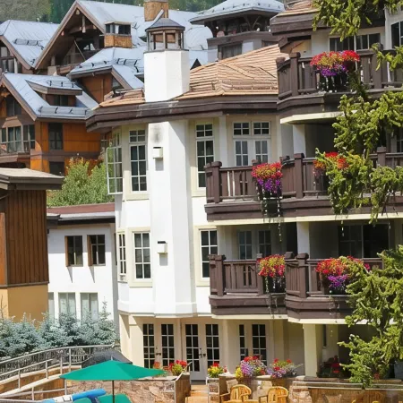 Heart of Vail Village - Free Breakfast, Free Parking, No Resort Fee - Walkable