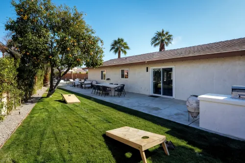 The Perfect Desert Escape - Pool - Spa - Dogs - Close to All