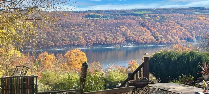 Cozy Secluded Villa-South Skaneateles-Hot Tub, Panoramic View, Waterfalls, Gorge Hotels in Cayuga County