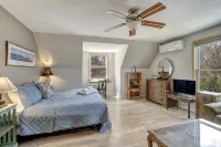 3-bedroom house in charming Oak Bluffs with WiFi, AC. Start your vacation - 4-stjärniga