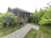 Hidden Gem Oasis A peaceful, beautiful spot on the Shuswap River, pet-friendly, - 2-Star