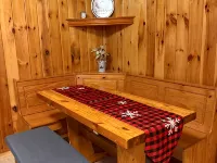 New Listing Cozy 2/2 with Distant Mtn. Views and Only 15 Min. from Blowing Rock. Hotels in Caldwell County