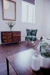 Converted bank: centre of Town (split apartment) - Wifi