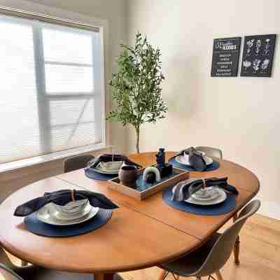 Your Halifax Getaway – Relax & Explore Dining/Meeting Rooms