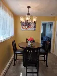 Private and cozy one bedroom sanctuary few minutes from the Airport