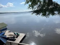 Lakeside Chalet on Beautiful Gantt Lake! - 3 étoiles