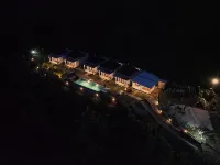 d’Kelingking Secret Villas Hotels near Lebaoh Beach