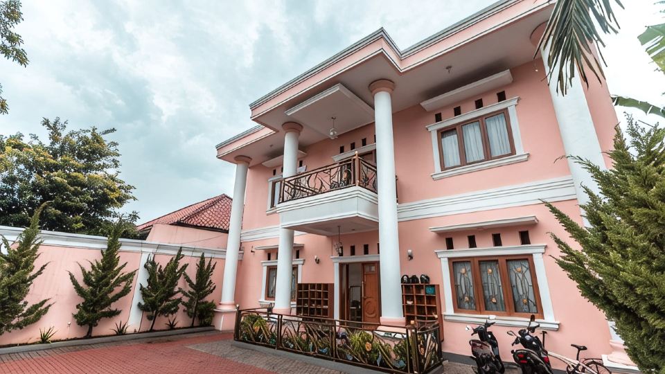 OYO Life 2337 Pondok Cimanggu Syariah