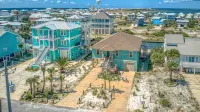 Luxurious Home 5Br - Sleeps 15, Steps to Beach, Canal, Dock, Gourmet Kitchen! - ジャグジー
