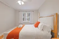 Modern Spacious 3BR Oasis <15 min to PATH