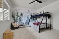 For the discerning guest. Cabin at Lilac Terrace 🌲⛷️with summer TH Lake Access. - 2-Star