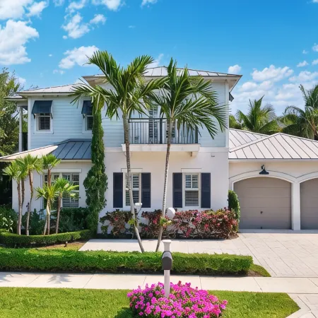 Luxurious Delray Beach Pool Home in Downtown Delray! VIP Beach Passes!